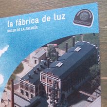 Flyer para La Fábrica de Luz. Museo de la Energía. Graphic Design, Br, ing & Identit project by Carmela Sanchez Nadal - 03.19.2015