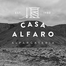 Casa Alfaro. Br, ing, Identit, Design, Shoe Design, Graphic Design, and Packaging project by María Sanz Ricarte - 09.14.2014