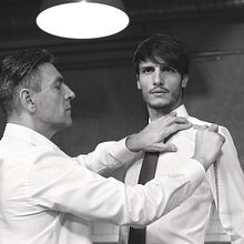 Catálogo de sastrería en trajes de hombre. . Un projet de Direction artistique, Conception éditoriale, Design graphique , et Photographie de Javier Miguel López - 20.07.2015