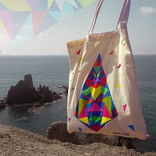 MY TOTE BAG. Accessor, and Design project by MªAngeles de la Rosa González - 08.13.2015