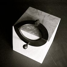 Escultura. Fine Arts project by Leopoldo Blanco - 04.11.2005