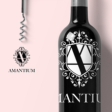 Amantium Red Wine. Graphic Design, Br, ing, Identit, Packaging, and Advertising project by Carles Ivanco Almor - 08.08.2015