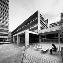 Guia de Arquitectura Moderna de Barcelona. Architecture, and Photograph project by Oriol Rigat Planas - 02.28.2013