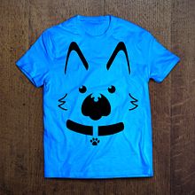 Dog shirt design 3. Un proyecto de Diseño, Diseño de producto, Diseño gráfico e Ilustración tradicional de Lourdes casas muñoz - 01.09.2015