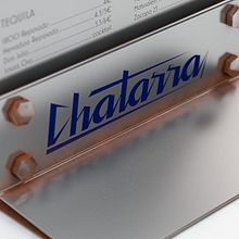 Chatarra Cocktail Bar - Carta. . 3D, and Graphic Design project by Tato Santiago - MDKdesign - 05.23.2014