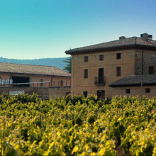 Ostatu, a family winery from the heart of Rioja Alavesa. Un proyecto de Post-producción fotográfica		, Publicidad y Vídeo de LaVidaMola - 09.05.2014
