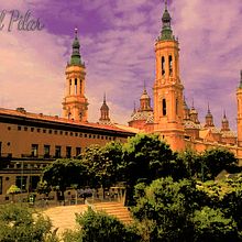 Basílica del Pilar (Zaragoza). Un proyecto de Diseño, Diseño gráfico y Fotografía de Juan Francisco (John) Escudero Guerra - 04.10.2015