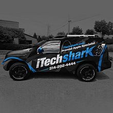 iTechshark - Vinyl Wrap. Art Direction, and Graphic Design project by Victor Andres - 10.13.2015
