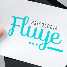 Fluye Psicología. Un projet de Br, ing et identité, Développement web , et Webdesign de Odisei. Estudio creativo - 29.10.2015