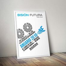 Portada de Revista . Editorial Design, and Graphic Design project by Sandra González Luna - 03.08.2012