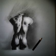lápiz 8b. Traditional illustration project by Marina Martín Hacar - 11.20.2015