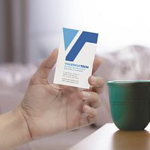 Imagen corporativa VALENCIATECH. Un proyecto de Br, ing e Identidad y Diseño gráfico de Laura Pérez Antelo - 22.11.2015