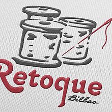 Logotipo - Retoque. Br, ing, Identit, and Graphic Design project by Raquel Acebes - 05.31.2014