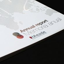 Annual report 2012 - AEADE. Graphic Design project by Ahinoa Erlanz Parada - 12.05.2015