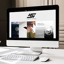 Página web arnaufreixasdesign.com. Un proyecto de Br, ing e Identidad, Diseño gráfico y Diseño Web de Arnau Freixas Martín - 08.12.2015