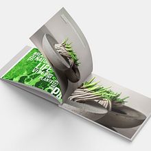 Proyecto Editorial "Pasos". Un proyecto de Diseño editorial, Diseño gráfico e Ilustración tradicional de Alberto Molina - 06.02.2017