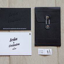 INVITACIÓN DE BODA | personalizada, de una diseñadora gráfica. Art Direction, and Graphic Design project by Verónica Vicente - 12.15.2015