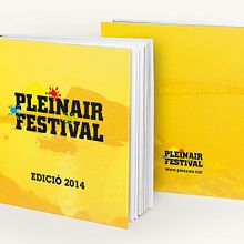 PleinAir Festival Book. Editorial Design project by Fiiiu Studio - 12.22.2015