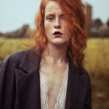 Anne. Un proyecto de Dirección de arte, Fotografía y Post-producción fotográfica		 de Caitlin Bellah - 13.07.2016