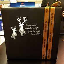 Ilustraciones para Nespresso. Navidad 2015/2016. Un proyecto de Caligrafía, Ilustración tradicional y Packaging de Marta Vivanco Otero - 10.01.2016