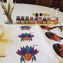 indios estampados sin pipas ni paz... pero encantados!. Un proyecto de Artesanía, Bellas Artes, Dirección de arte, Diseño, Diseño de producto, Diseño editorial, Diseño gráfico, Diseño Web, Ilustración tradicional y Pintura de Mtita Color - 28.01.2016