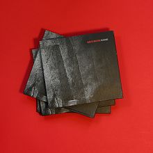 Noturno. Graphic Design, and Packaging project by Daniel Cavalcanti - 01.31.2016