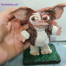 Escultura del personaje Gizmo. Arts, Crafts, Fine Arts, and Sculpture project by Ingrid A Morales S - 02.01.2016