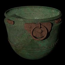 dibujo arqueológico y render de caldero romano. 3D, and Traditional illustration project by Victor Manuel Lozano Lázaro - 02.02.2016