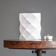 Origami lamps by Cartoncita. Arts, Crafts, Fine Arts & Interior Design project by Cartoncita - 01.31.2016