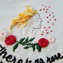 A falta de camisa, he hecho un diseño aplicando todos los puntos  aprendidos (o casi) sobre la tela,aunque ya habrá otro en una camisa :) Ein Projekt aus dem Bereich Kalligrafie und Design von elcoco - 18.02.2016