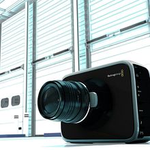 Blackmagic Cinema Camera 3D Model. Un proyecto de 3D, Animación, Cine, Cine, vídeo, televisión y Multimedia de Carlos Go-niji Loera Orozco - 24.02.2016
