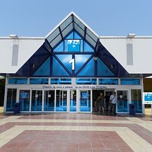 Implantación de imagen Carrefour Planet. Projekt z dziedziny Br, ing i ident, fikacja wizualna, Projektowanie graficzne, Zarządzanie projektowaniem, Marketing i  Reklama użytkownika Ventura Peces-Barba - 23.02.2016