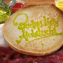 "Buenos días Andalucía" 28Febrero. Día de Andalucía. Un proyecto de Br, ing e Identidad, Caligrafía, Diseño, Diseño gráfico, Fotografía y Tipografía de Javier Romero - 27.02.2016