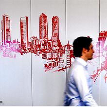 GR_MADRIDTZ_Mural corporativo DTZ. Br, ing, Identit, Graphic Design, and Traditional illustration project by Alfonso Girón Pérez - 04.04.2016