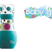 Diseño de Biberón autocalentable BabyGo. 3D, Br, ing, Identit, Design, Product Design, Graphic Design, Industrial Design, Marketing, and Packaging project by Cristina González - 07.06.2010