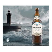 CERVEZA ARTESANA NACIDA EN EL MAR. Br, ing, Identit, and Art Direction project by Alejandra Faus - 04.19.2016