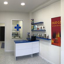 Centro Auditivo San Isidro. Un proyecto de Arquitectura interior, Diseño, Diseño de interiores y Diseño gráfico de Carmen San Gabino - 24.04.2016