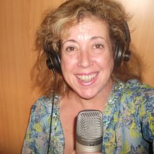 Una voz que puede definir tu marca y ser todo un Éxito.. Un proyecto de Publicidad de Marta Pérez Figuera - 27.04.2016