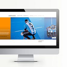 Javier Sauras, web for a nomad journalist and photographer. Art Direction, Br, ing, Identit, Web Design, and Web Development project by Nuño Conde - 05.11.2015