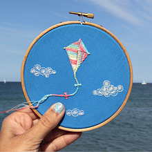 Cometa. Een project van Craft,  Beeldende kunst,  Art direction,  Ontwerp y Borduurwerk van Señorita Lylo - 24.05.2016