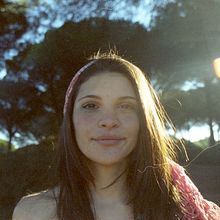 Moda hippie, analógico digitalizado. Un proyecto de Diseño de iluminación, Fotografía y Post-producción fotográfica		 de Laura Bienvenido - 13.04.2016