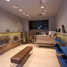 Seraphita zapaterías. Design, Interior Design, Furniture Design, and Making project by Stone Designs - 05.09.2011