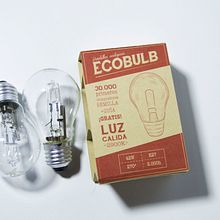 Packaging Bombilla ecológica. Un projet de Packaging, Design  , et Conception de produits de María Ortiz Iglesias - 20.06.2016