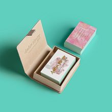 Encargo diseño logo y tarjetas visita makeup & hair artist. Een project van Grafisch ontwerp van Nuria Somalo Cervantes - 26.06.2016