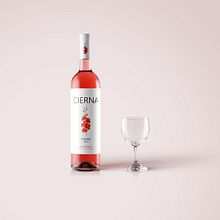 Cierna. Design, Traditional illustration, and Packaging project by Cristina de Blas Dilla - 07.03.2015