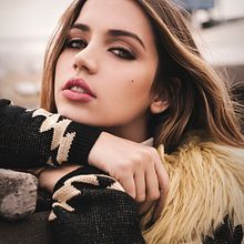 Ana de Armas para Babylon Magazine . Un proyecto de Fotografía de Rebeca Saray - 11.07.2016