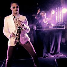 Get Lucky Cover Saxofón - Marlon Geles. Un progetto di Musica di Marlon Geles Saxofonista Bogotá - 13.07.2016