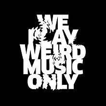We play weird music only. Un proyecto de Arte urbano, Br, ing e Identidad, Diseño, Diseño gráfico y Tipografía de Héctor Rodríguez - 09.06.2016