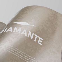 Catálogo Icelands. Un progetto di Design editoriale e Graphic design di MABA - 10.08.2016