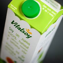 Vitalsoy. Un progetto di Graphic design e Packaging di Silvina Alfonsín Nande - 22.11.2010